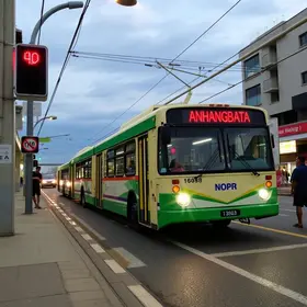 Anhangabaú para Francisco Morato de transporte público