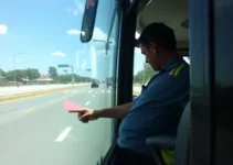 ônibus desgovernado