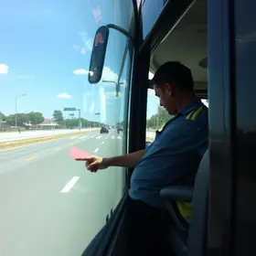 ônibus desgovernado